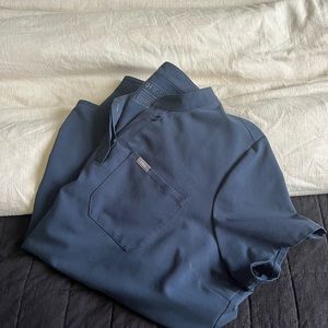 Dark Harbor Kitale Top FIGS 2XL